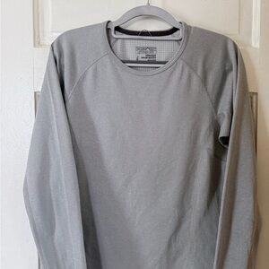Patagonia Women’s Long Sleeve Gray Baselayer